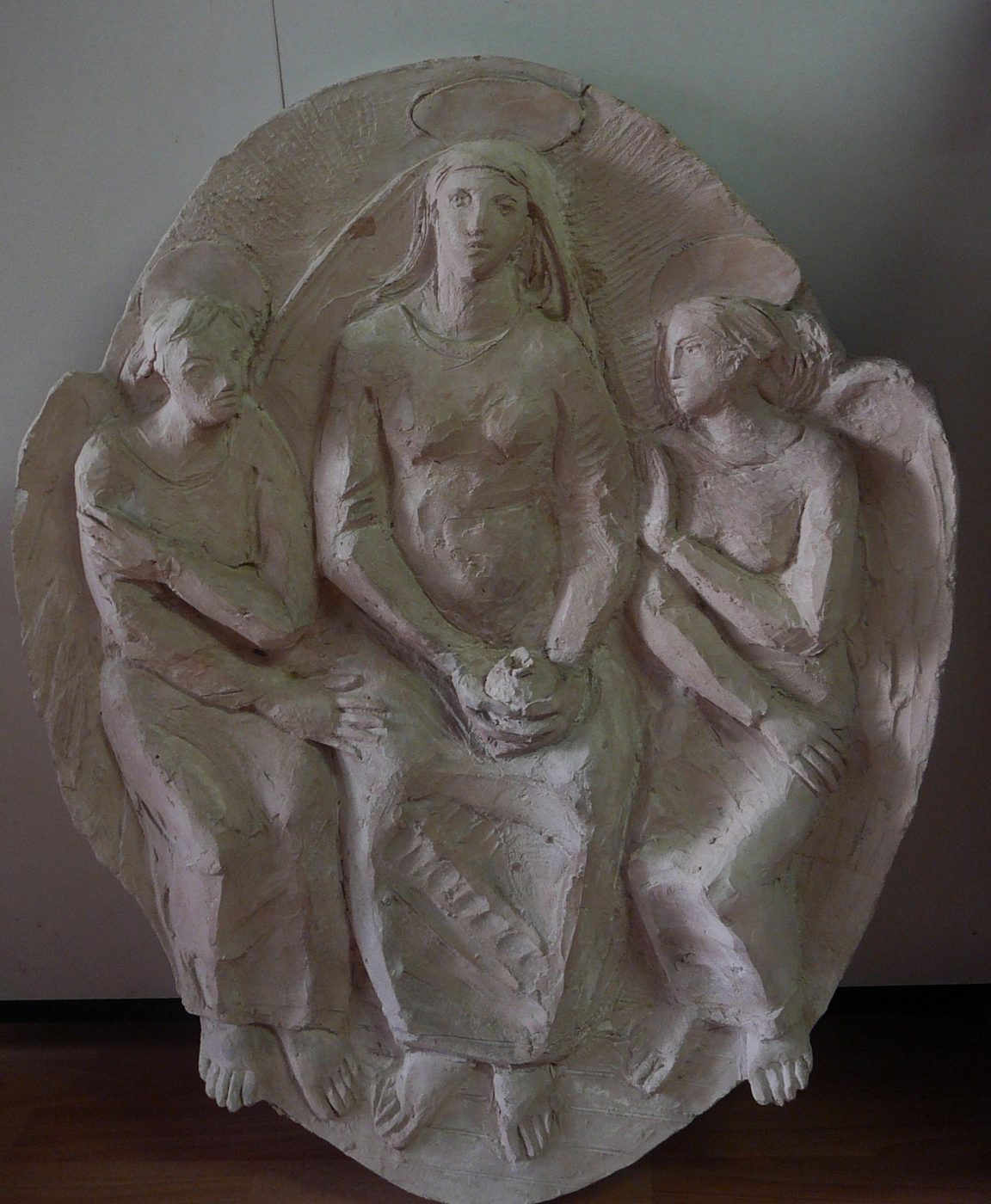 Madonna con Angeli — scultura di Pasquale Lo Moro