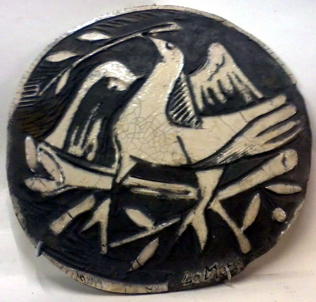 Piatto decorativo — scultura di Pasquale Lo Moro