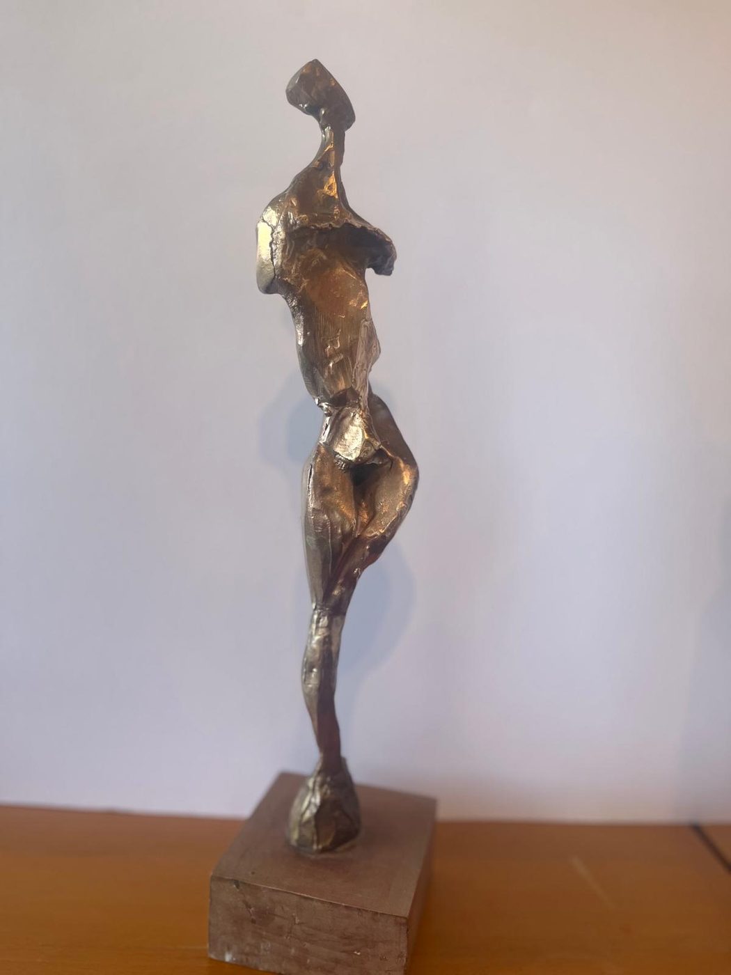 Speranza — scultura di Pasquale Lo Moro