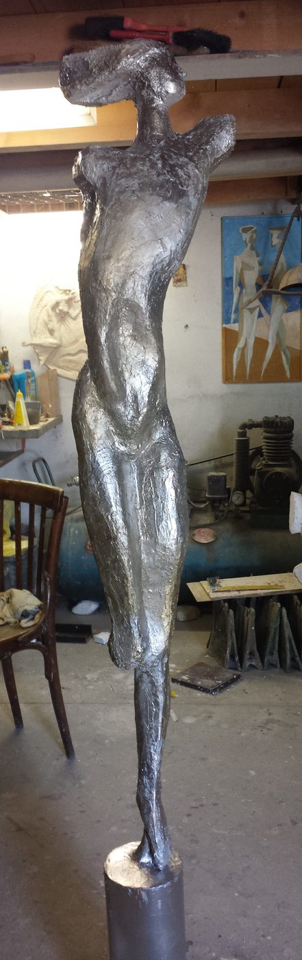 Tensione — scultura di Pasquale Lo Moro
