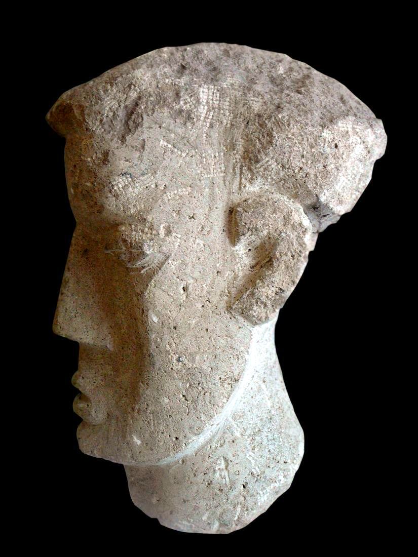 Testa — scultura di Pasquale Lo Moro
